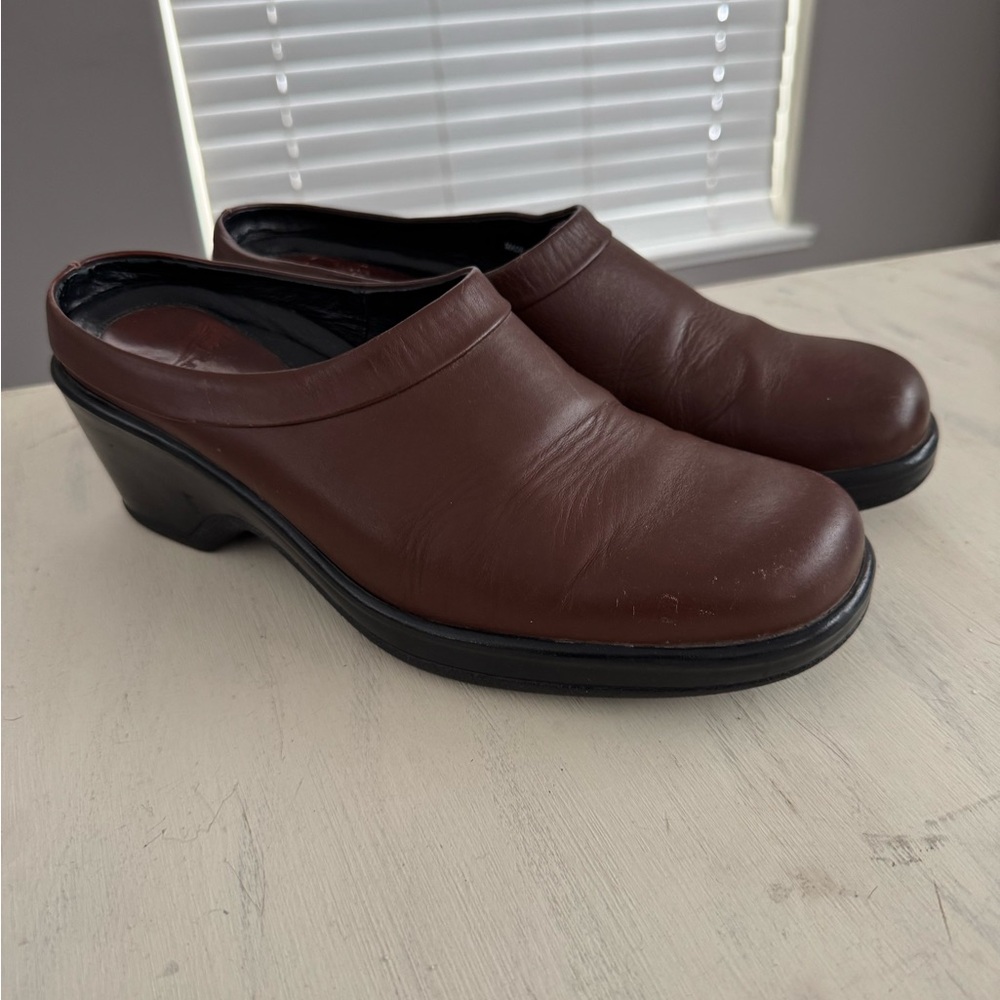 Dansko Women's Dark Brown Leather Clogs with Low Heel